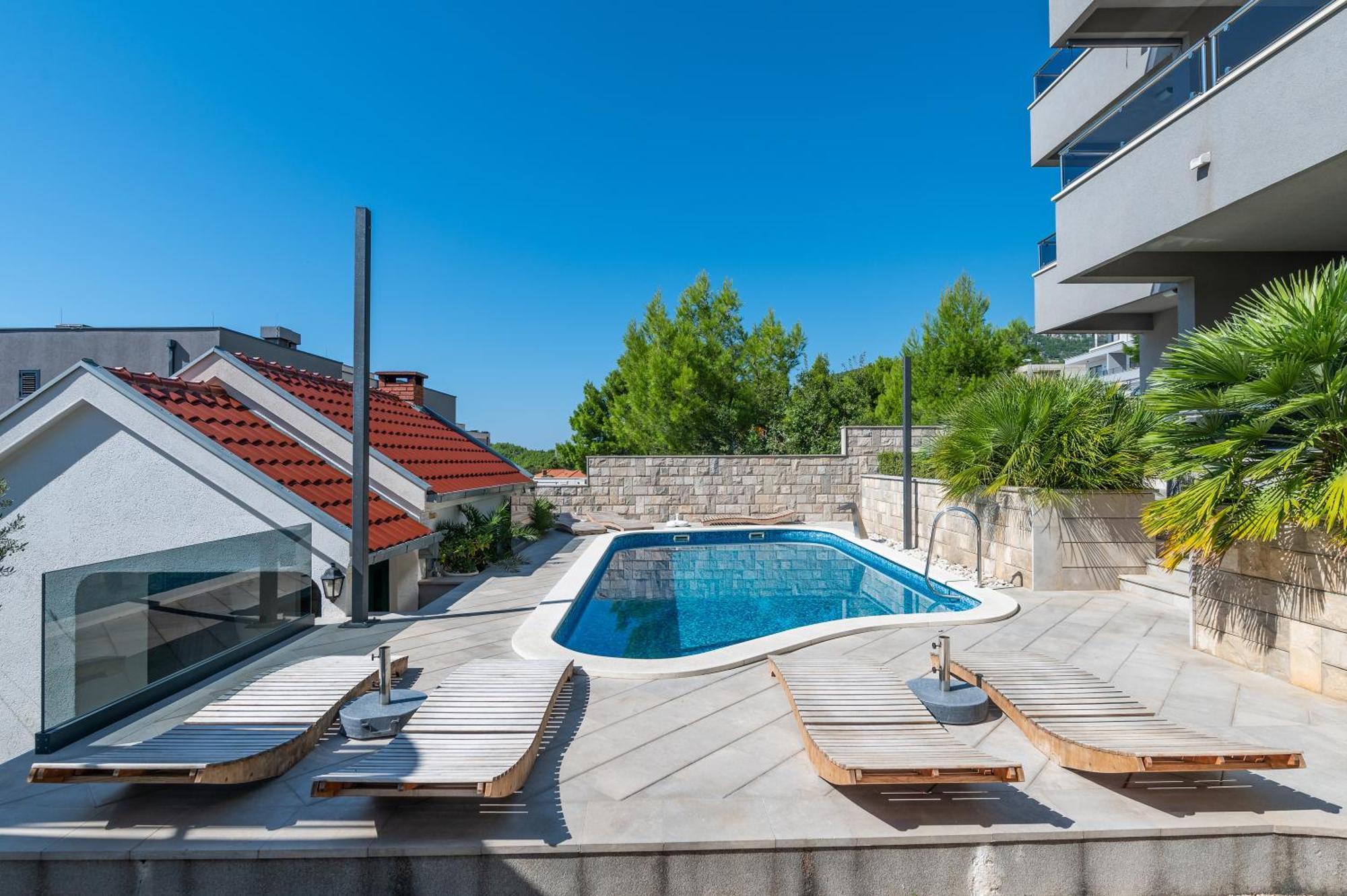 Villa Em Makarska Exterior foto