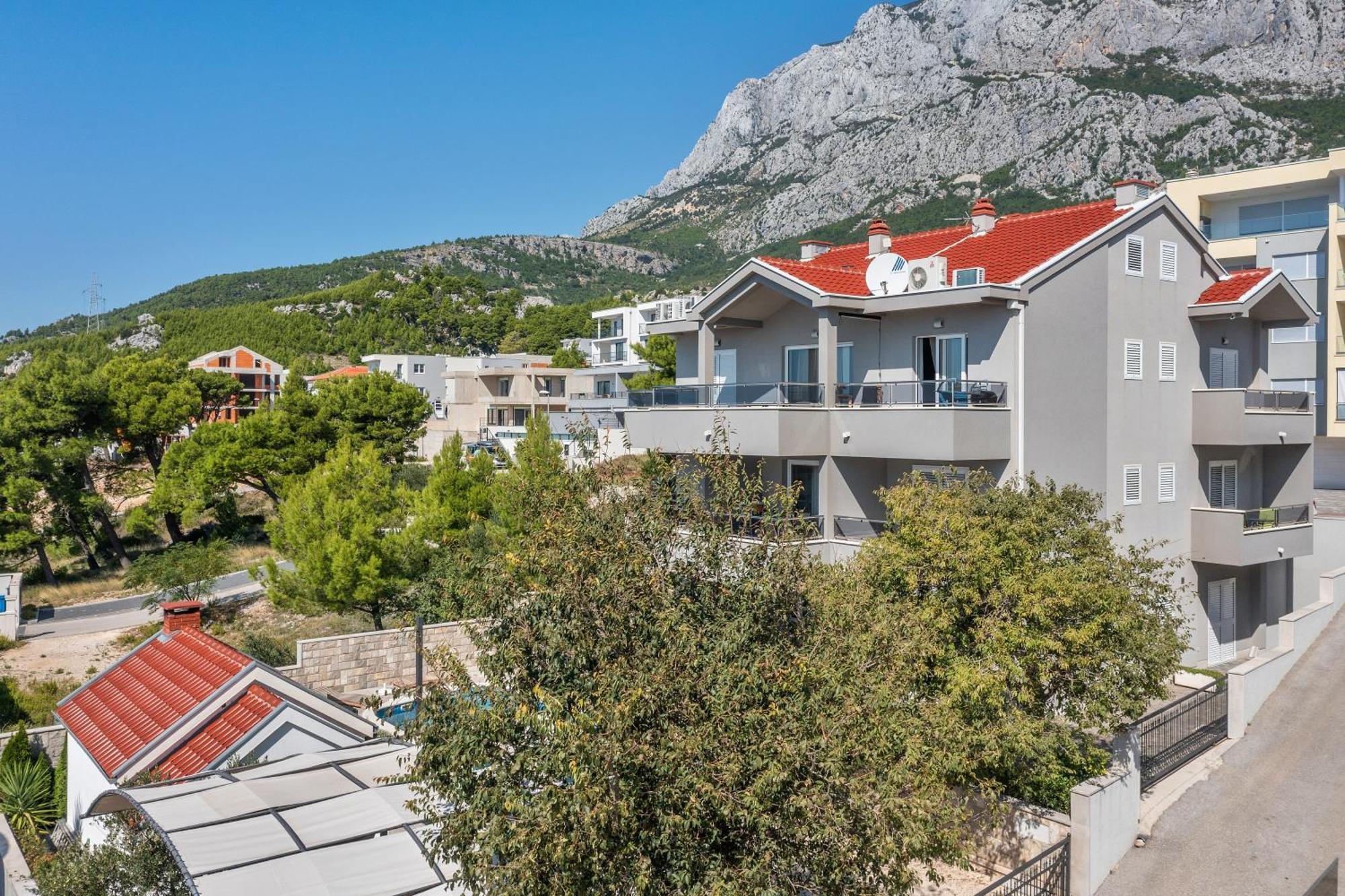 Villa Em Makarska Exterior foto