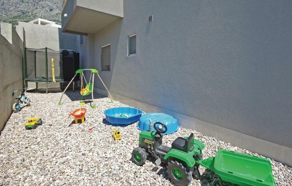 Villa Em Makarska Exterior foto